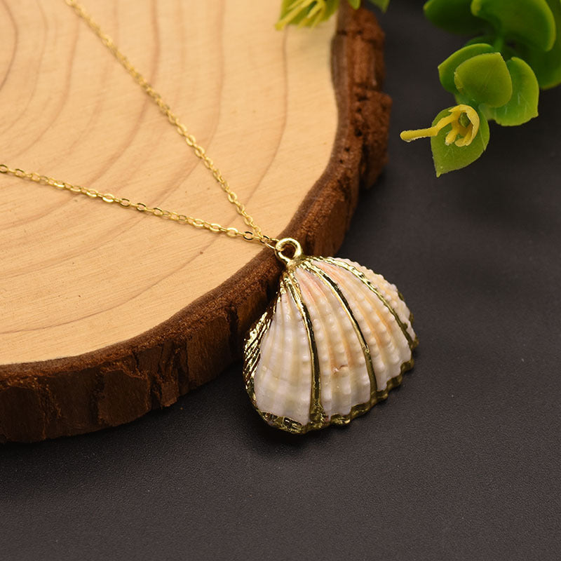 Pearl & Shell Necklace