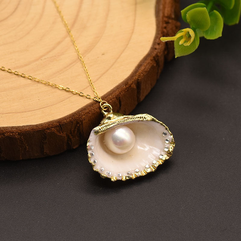 Pearl & Shell Necklace
