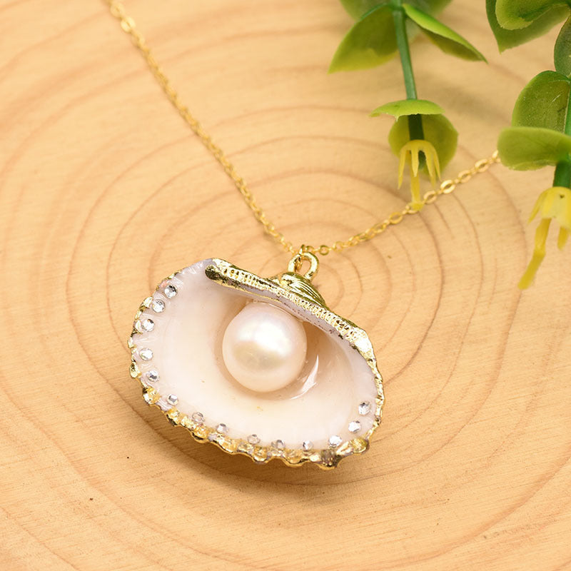 Pearl & Shell Necklace